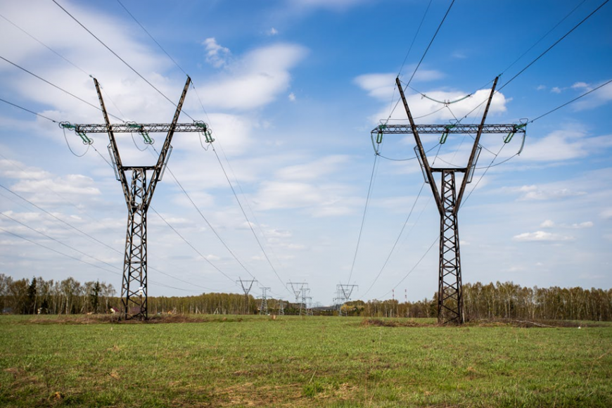 Precio de la luz en su máximo histórico. Tips y consejos para ahorrar en tu oficina